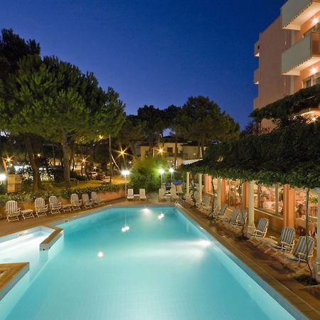 Hotel Meeting Cesenatico Ngoại thất bức ảnh
