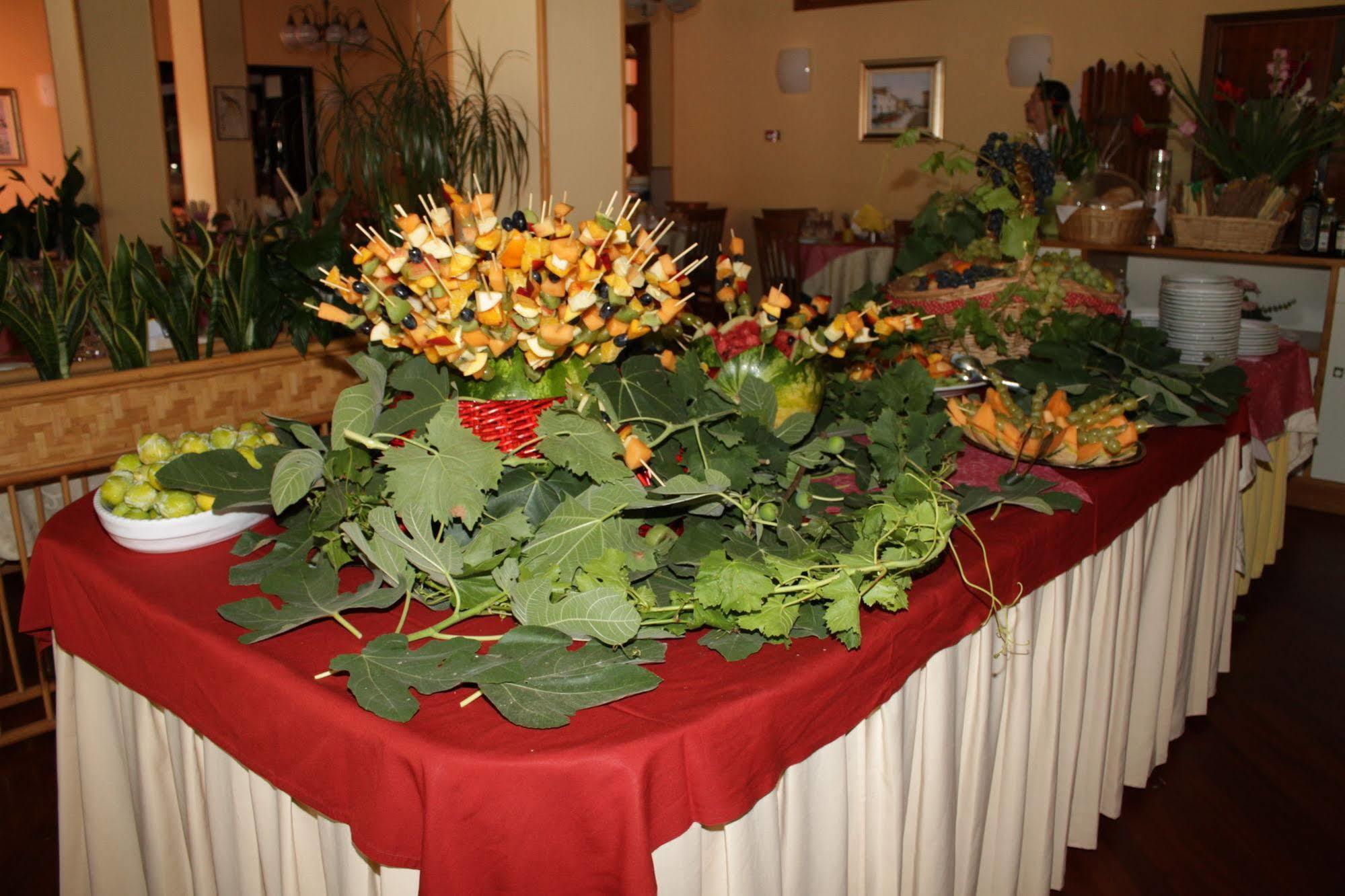 Hotel Meeting Cesenatico Ngoại thất bức ảnh