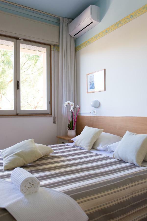 Hotel Meeting Cesenatico Ngoại thất bức ảnh